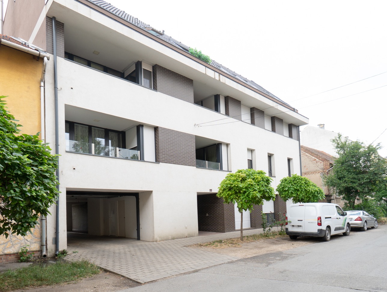 Társasház – Szeged – Nemes Takács utca